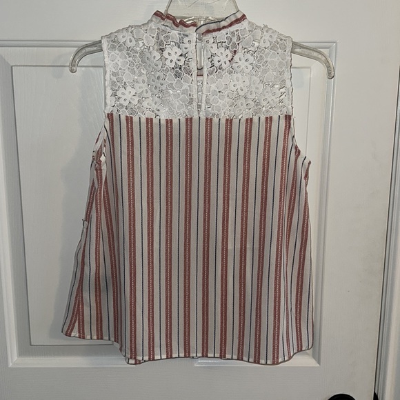 NWT Design Lab Tank Top - Picture 2 of 6